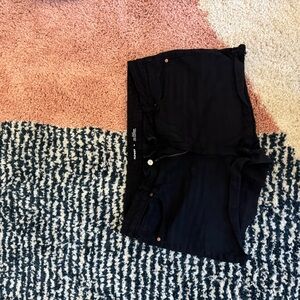 Women’s Black Old Navy Shorts OG Straight